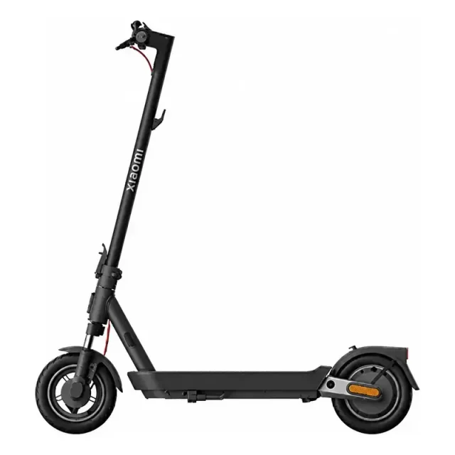 Xiaomi Electric Scooter 5 Pro, patinete elétrico com estrutura dobrável e plataforma individual