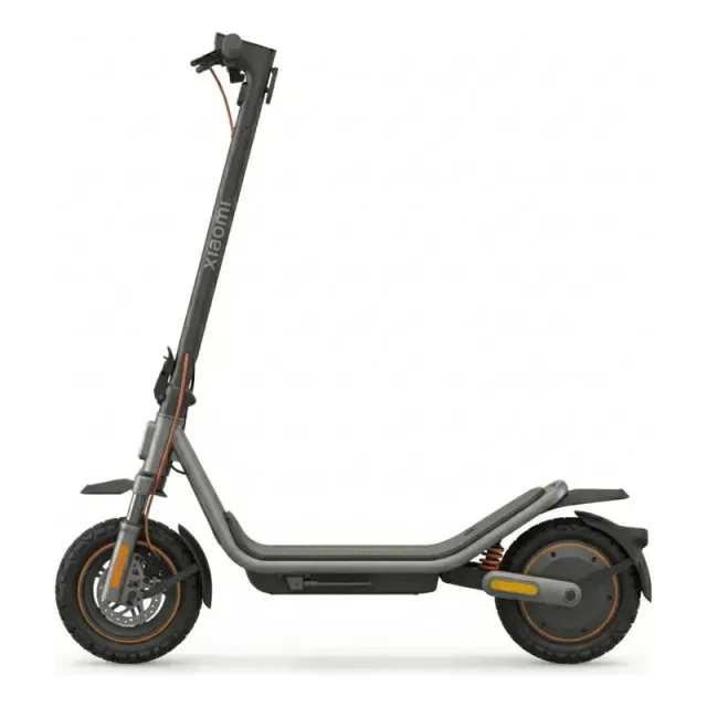 Xiaomi Electric Scooter 6 Pro, patinete elétrico com estrutura dobrável e plataforma individual