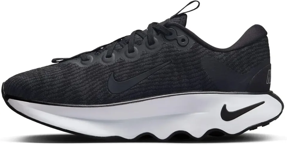 Nike Motiva, tênis para caminhada masculino com sola rocker curva